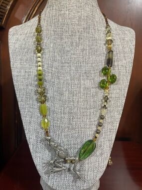 Handcrafted Green Glass Bead Frog Pendant Necklace